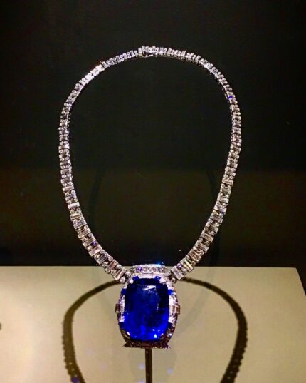 Bismarck Sapphire Necklace