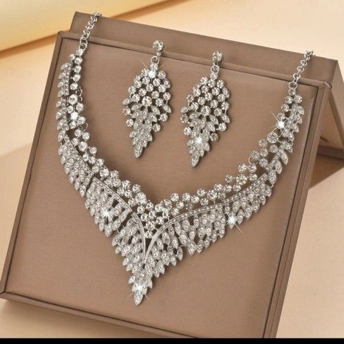 Rhinestone-Indian-Bollywood-Fashion-Style-Choker-Rhodium-Plated-Wedding-Jewelry-_-eBay.jpeg