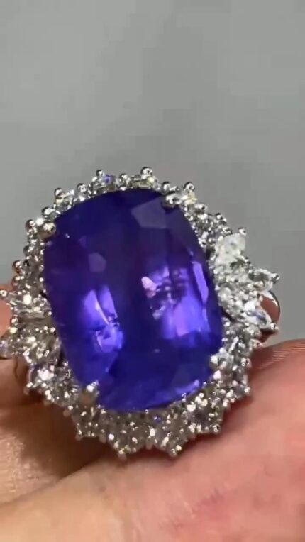 Sri Lankan Color-Changing Sapphire Ring 