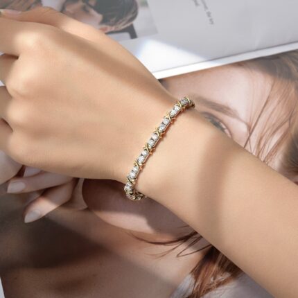 MJ Regal Radiance Diamond Link Gold Bracelet